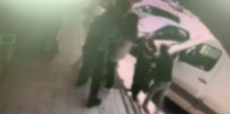חשד לפרוטקשן: רימון הלם הושלך לעבר מסעדה בזכרון יעקב