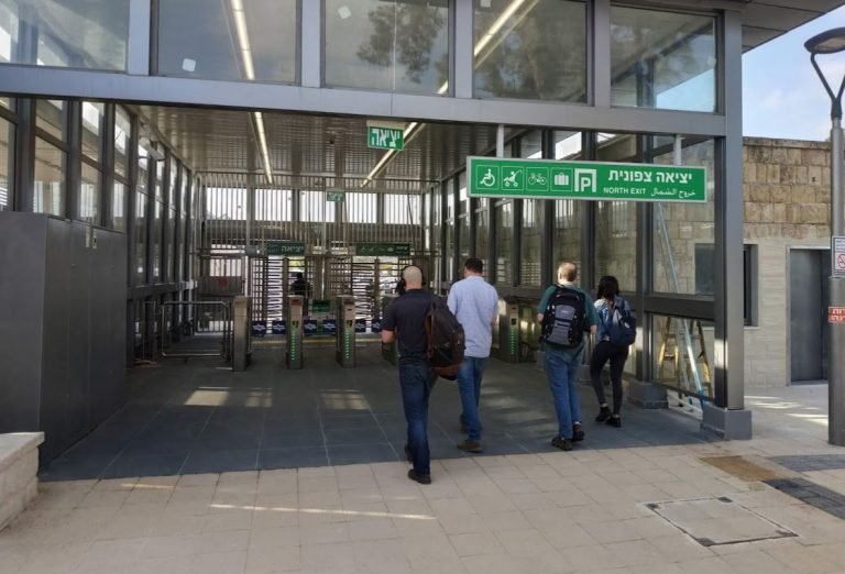 תחבורה ציבורית באור עקיבא: שינויים בקו 7 וגם: הדרך המהירה ביותר להגיע לרכבת באוטובוס