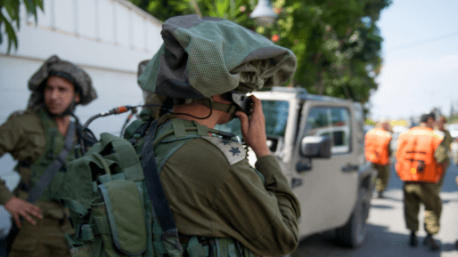 כתב אישום נגד בן 19 מפרדס חנה: תקף את אלוף פיקוד מרכז אבי בלוט בחברון