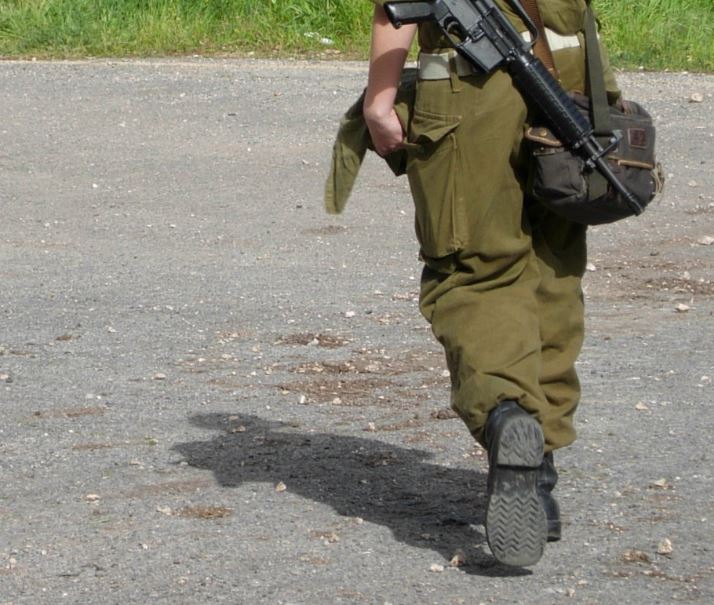 חייל מאור עקיבא חשוד שתקף מינית את ידידתו וגרם לה לחבלות