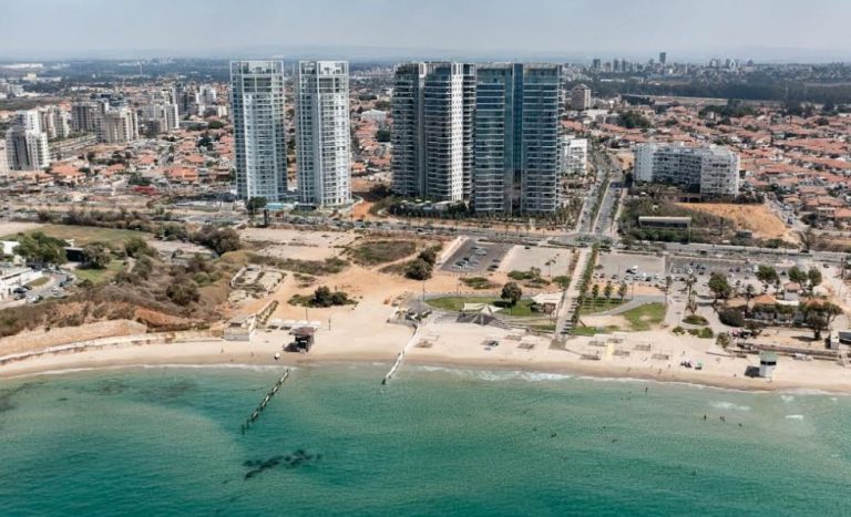 עם הפנים לעתיד: נחשפת התכנית האסטרטגית של חדרה לשנת 2050