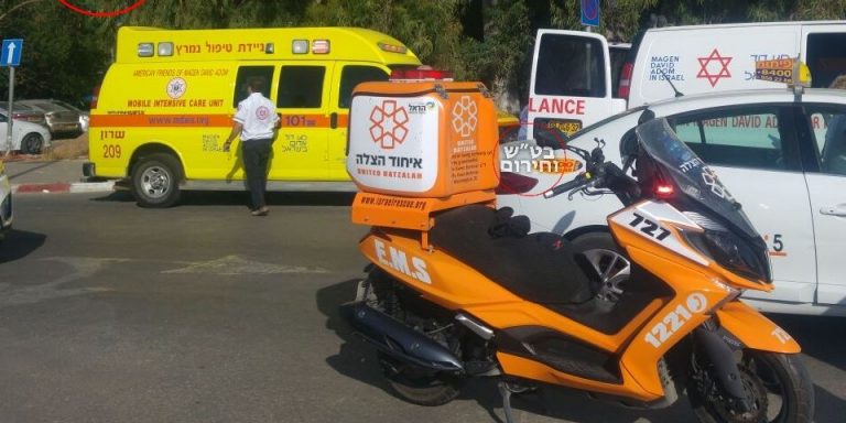 חובש הציל את חייה של אישה בחדרה; גבר חולץ מדירה שעלתה בלהבות בפרדס חנה-כרכור