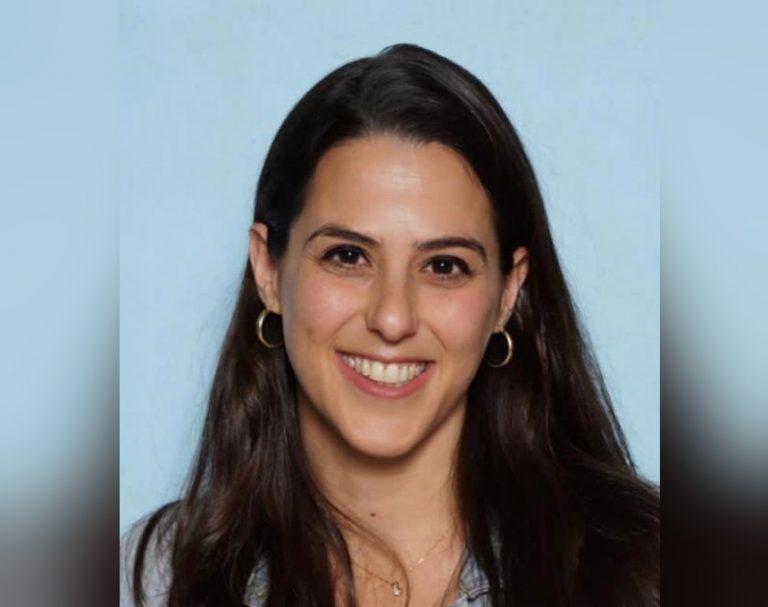 המנהלת החדשה של תיכון אמי"ת האופק באור עקיבא: עינת רובין
