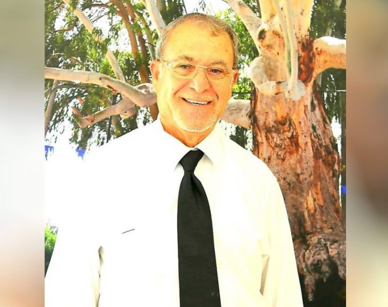 עו"ד שלום שבתאי חוגג 80 באור עקיבא עם ספר חדש: "287 עמודים על 7 דורות"