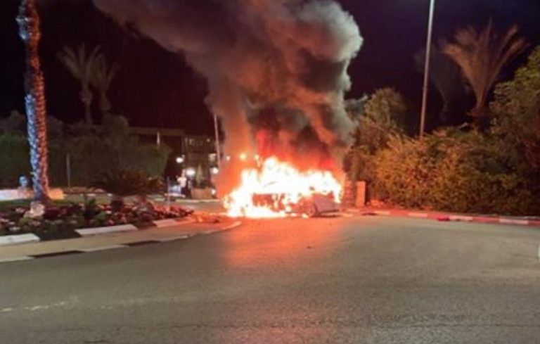 "הוא חייב לי כסף!" – תושב פרדס חנה נעצר על ידי שוטרי לוחמה בפשיעה לאחר שרכב עלה באש