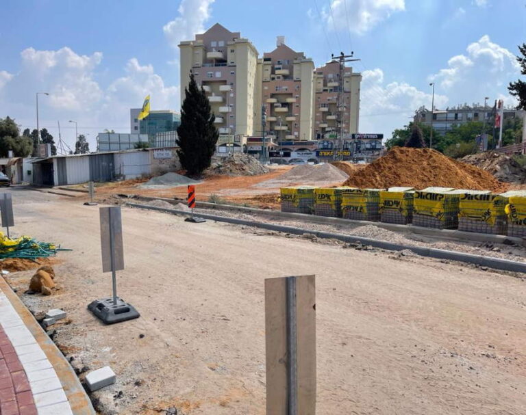 שכונת גני אלון בחדרה משתדרגת: החלו עבודות הפיתוח