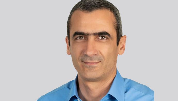 "אהבנו את הגישה": מנכ"ל עיריית אור עקיבא, נתניהו, זכה לפרגונים – אחרי שפיצוץ מים בשכונה הוביל להחזר כספי לתושבים
