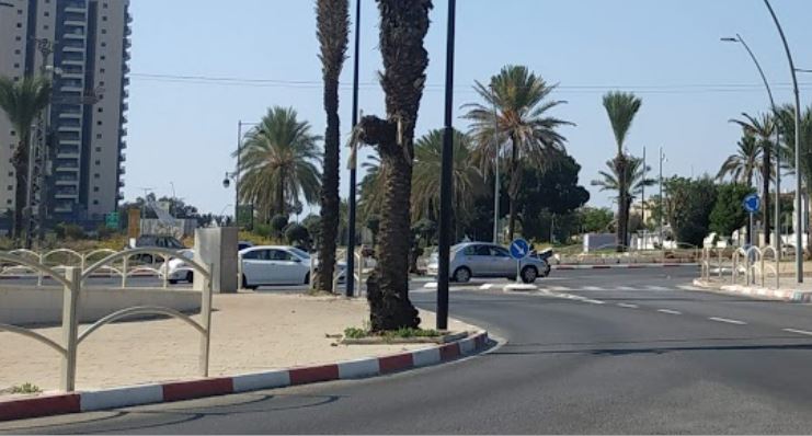 "חייב לכבד אותם": זו ההצעה של אברהם כהן לשם לכיכר מול היכל התרבות באור עקיבא
