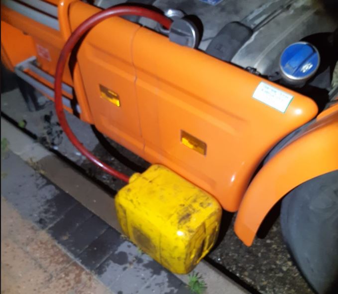 סריקות ליליות בקיבוץ ליד זכרון יעקב הסתיימו במעצר חשוד עם מיכלי סולר גנובים