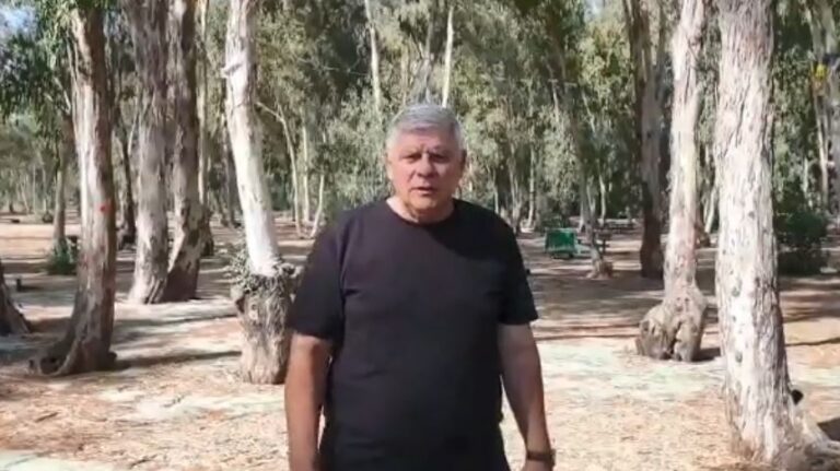בחירות 2023 | הסיפור המדהים של צביקה גנדלמן – זה הסטטוס של ראש העיר חדרה המושעה