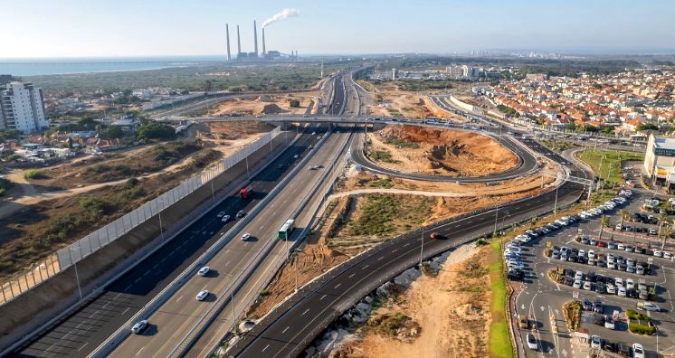 צעד חשוב לשיפור זרימת התנועה והבטיחות לתושבי חדרה והסביבה: זה המחלף החדש שנפתח