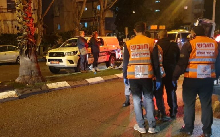 פרדס חנה: ילדה נפגעה מרכב והובהלה לבית חולים