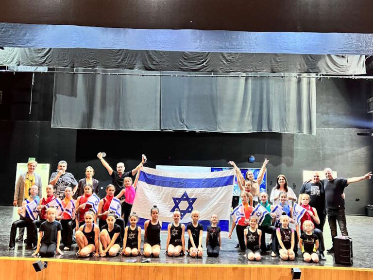 השילוב הכי ישראלי: להקת דורות מאור עקיבא תעלה על בימת העצמאות עם נבחרת ההתעמלות האמנותית בעיר