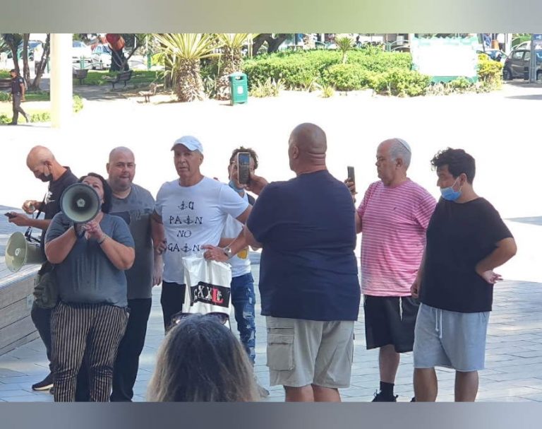 בעקבות האלימות במחאה הפוליטית בחריש: צפו במחאה של פעילים מחוץ לבית המשפט בחדרה [וידאו]