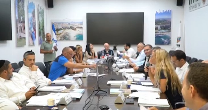 מועצת עיריית חדרה אישרה מחיקת חובות לתושבים ב-8 מיליון שקלים
