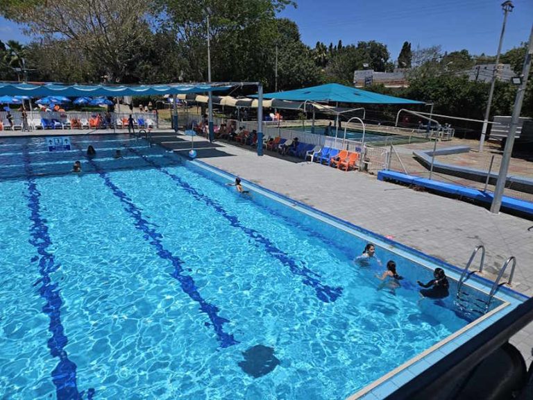 נפתחה עונת הרחצה בבריכת גבעת עדה – ויש בשורה למשרתי המילואים