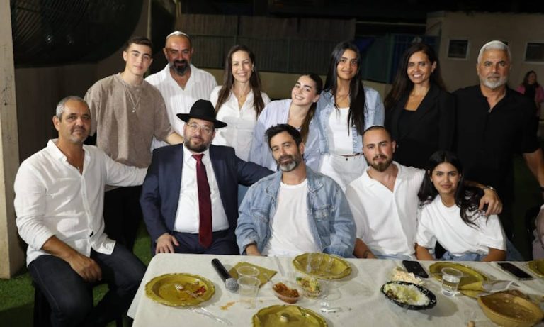 בזמן התקפת הטילים מאיראן: החתונה של הזוג מחדרה התקיימה למרות הכל – ו"שבע ברכות" שלא יישכח