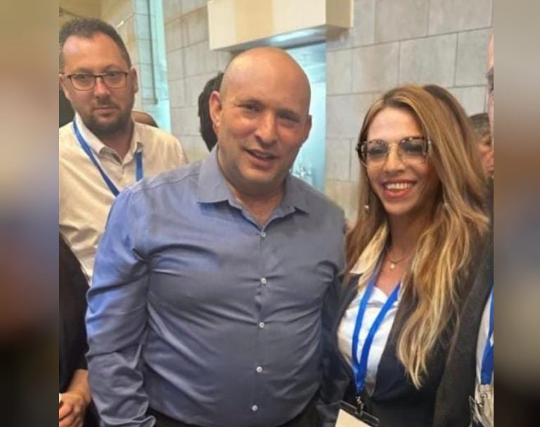בנט הקים מפלגה חדשה – חברת מועצת העיר בחדרה הצטרפה אליו לייסוד הרשימה