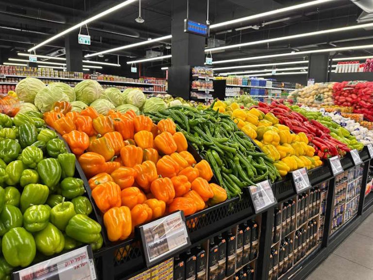 התחרות גדלה: הסופרמרקט החדש שהגיע לעמק חפר והשקת בשר האנטרקוט הבינלאומי שיימכר בסניף