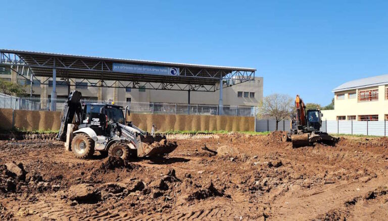 החלו שיפוצי הקיץ במוסדות החינוך בפרדס חנה-כרכור: הסכום שיושקע ובתי הספר שישודרגו
