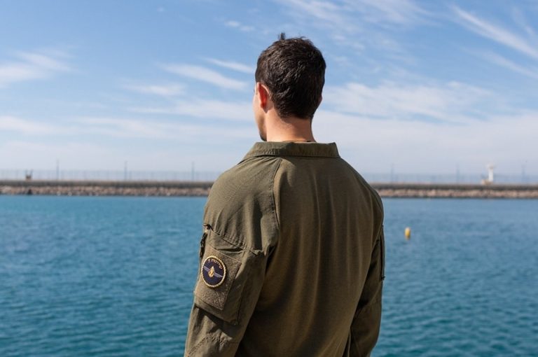 רואה ואינו נראה: סמל מ' מפרדס חנה-כרכור עולה על השייטת הסודית של צה"ל