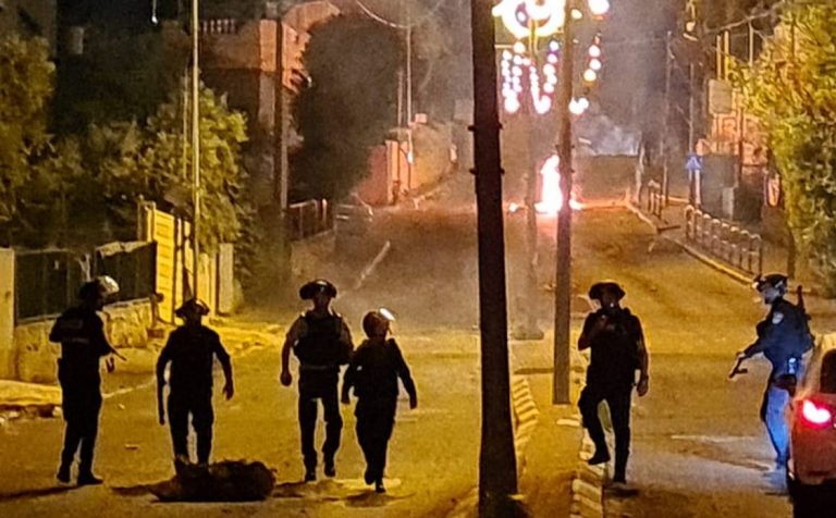 בעקבות הפיגוע בחדרה: 5 חשודים נעצרו באום אל פאחם – הועברו לחקירת השב"כ