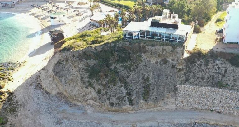 "סכנת התמוטטות": עיריית חדרה הוציאה צו סגירה מידי למסעדת 'בית חנקין'