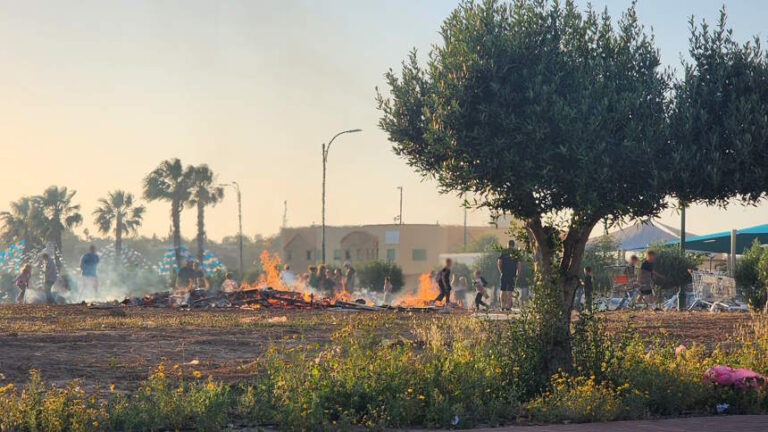 איפה תוכלו להדליק מדורה בל"ג בעומר באור עקיבא? | אלה המתחמים שאושרו
