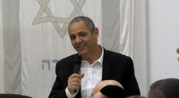 מועצת העיר חדרה בחרה בניר בן חיים כמחליף לצביקה גנדלמן [וידאו]