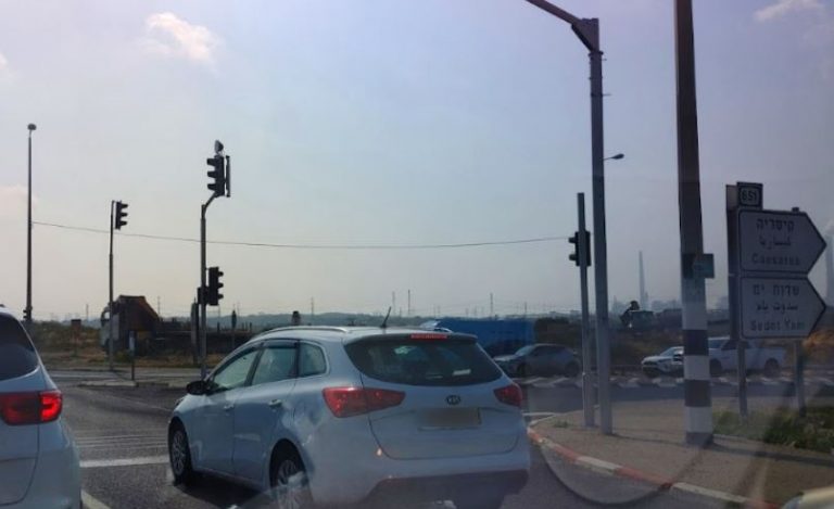 עומס תנועה ופעילות משטרתית גדולה בצומת פל ים