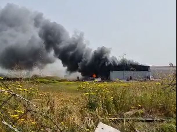 שריפה פרצה ברחוב רוטמן בחדרה וכמעט יצאה משליטה
