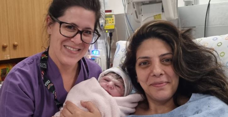 הודיה מזכרון יעקב ילדה את התינוק שלה בדיוק בתחילת תשפ"ג החדשה