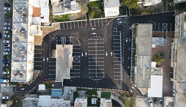 צפו בתמונות: נסלל חניון בלפור-הרצל החדש במרכז אור עקיבא