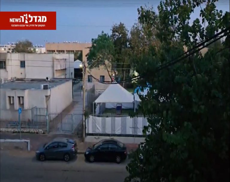 צוות חינוכי ללא שירותים, תלמידות שלומדות בגינה בעקבות מצוקת מקום: מה קורה באולפנית אור עקיבא?