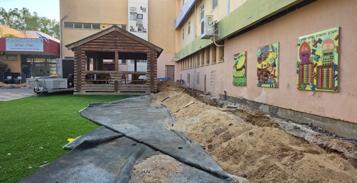 בלגן בצנרת ימים ספורים לפני פתיחת שנת הלימודים: בית ספר עציון באור עקיבא בלי מים