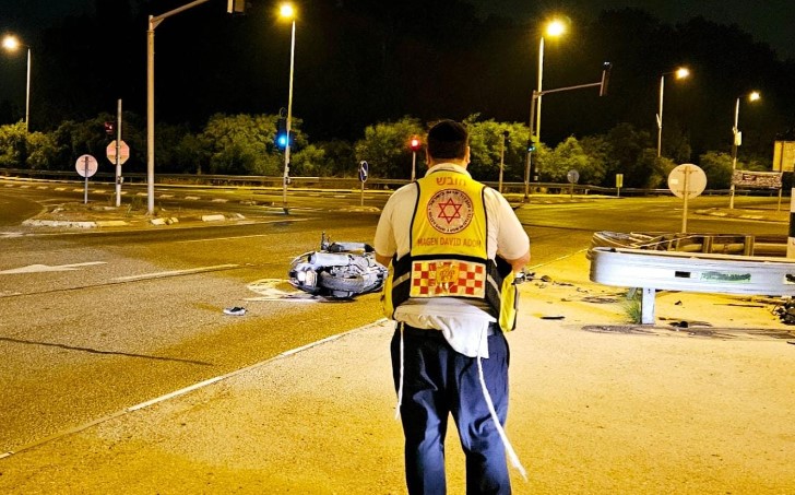 תאונה קשה ליד צומת נחל חדרה – רוכב אופנוע מורדם ומונשם