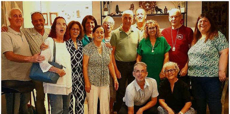 בוגרת בית ספר "רימון" תנהל את חבורת הזמר באור עקיבא; עדי רון עובר למושבה הסמוכה