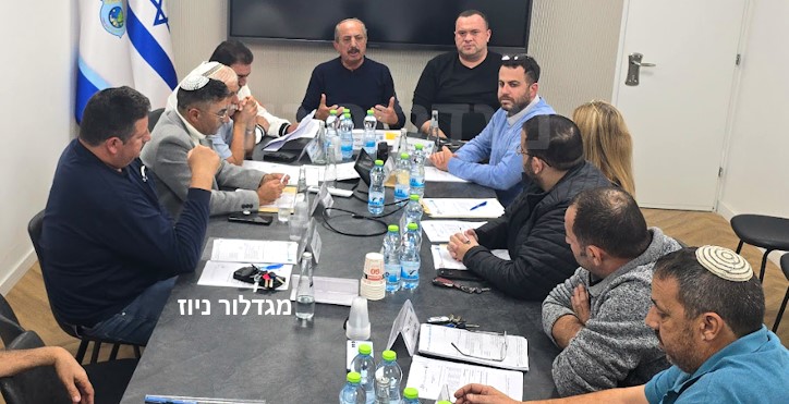 ישיבת מועצת אור עקיבא | אפריל 25' | תאגיד מים, אשכול רשויות החוף, סקר נכסים ועוד