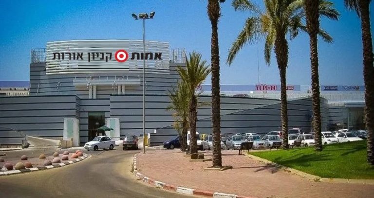 קניון אורות משנה את פניו: גל של חנויות ומותגים חדשים באור עקיבא