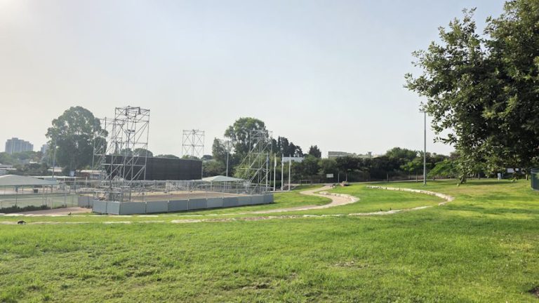 תיסלם, ישראל קטורזה ומארינה מקסימיליאן: כך הפך הפארק המושקע לאמפי החדש של קיסריה