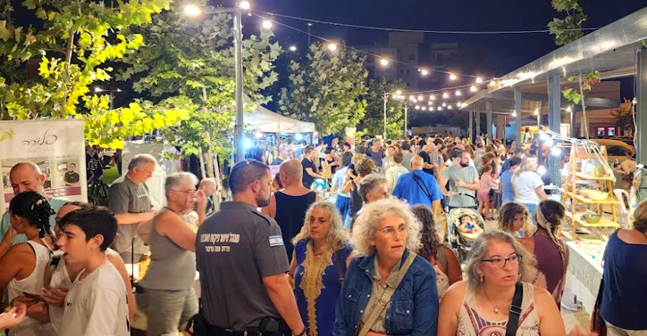 אירוע השיא של הקיץ: כל מה שמחכה לכם ב"קהילילה לבן" 2025 בפרדס חנה-כרכור